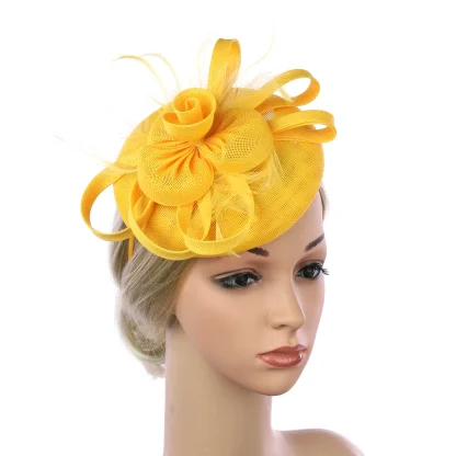 Dainty Fascinator with Solid Color Design